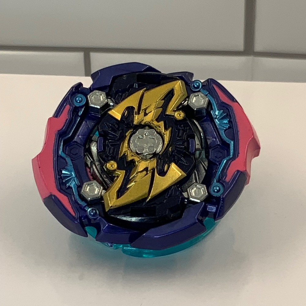 Takara Tomy Beyblade Burst B-142 Judgment Joker Blue Pink Gold